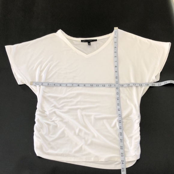 WHBM short sleeve V-neck Tee White SZ Small - Picture 3 of 8